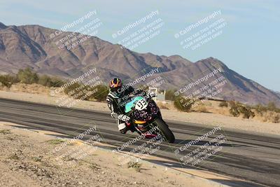 media/Nov-02-2025-CVMA (Sun) [[337aff29ab]]/Race 18-Supersport Middleweight/